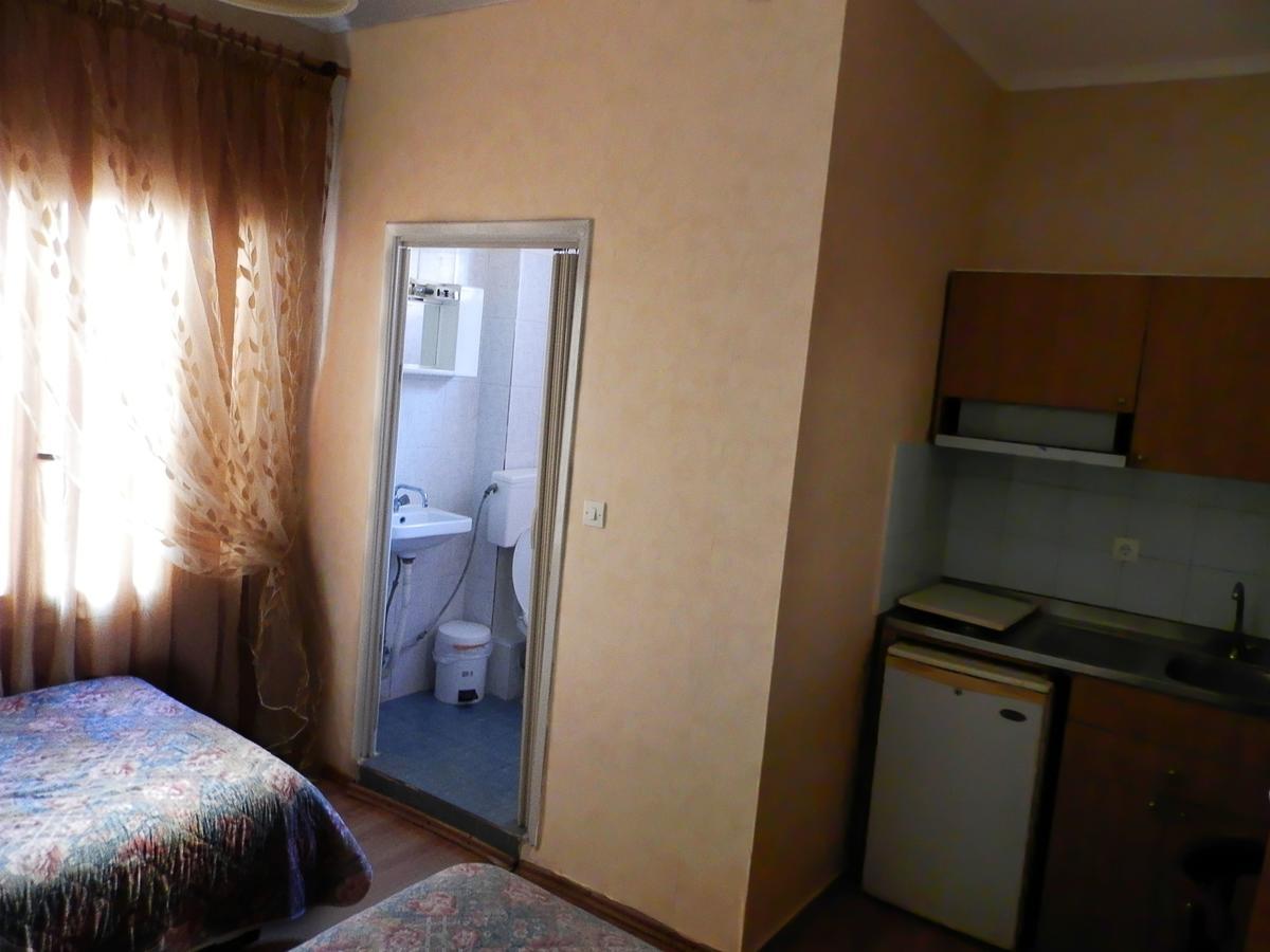 Akanthos Hotel イエリソス エクステリア 写真